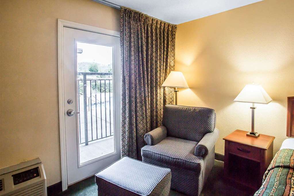 Rodeway Inn Chattanooga Bilik gambar
